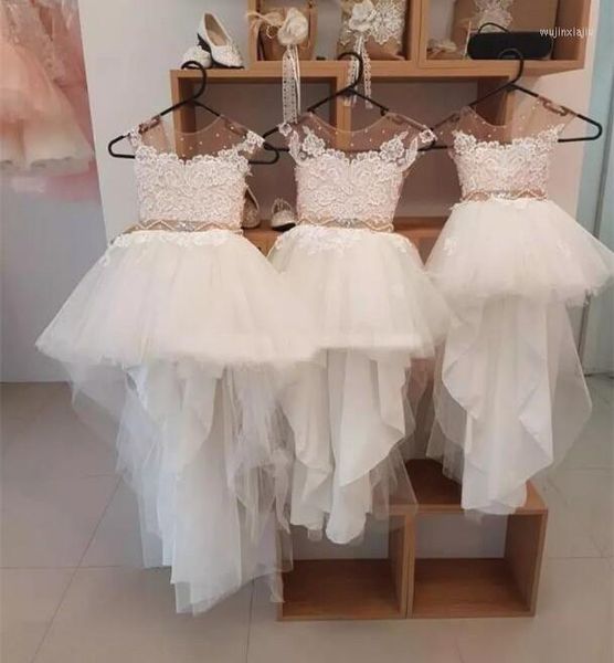 Vestidos de niña Alto Bajo Beige Encaje Flor Niñas para boda Playa transparente Con cuentas Sash Vestido de fiesta Vestido de primera comunión Fiesta