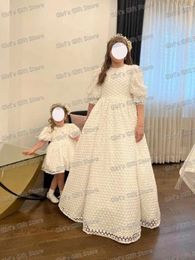 Vestidos de niña ahuecados con flores de encaje para boda princesa cintura alta niño bonito desfile manga globo vestido de primera comunión