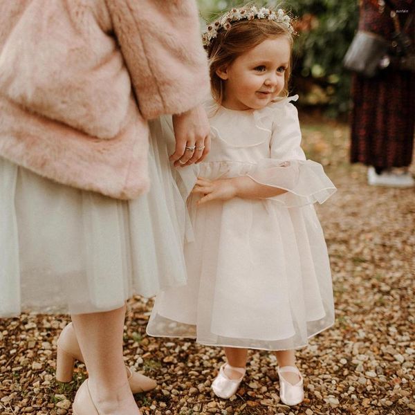 Vestidos de niña Princesa de organza Mangas hinchadas Vestido de niñas de flores Por encargo Cumpleaños Longitud de té Tutú simple con volantes Vestido de fiesta de primera comunión