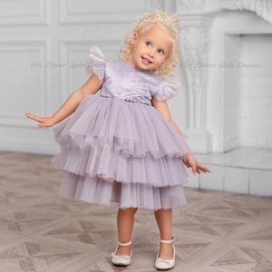 Robes de fille violet mignon col rond robe à fleurs à la main en Satin haut à plusieurs niveaux Tutu robe de fête d'anniversaire infantile photographie de noël