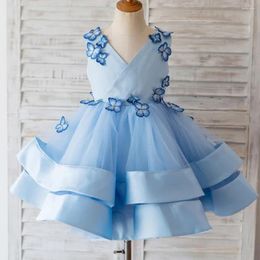 Robes de fille ciel bleu sans manches robe de fleur en V classique en V-collier et satin avec papillons