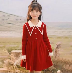 Robes de fille printemps robe de filles mode coréenne modal rouge grand bouton de revers occidentalisé grands enfants
