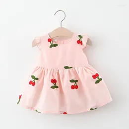 Robes de fille robe d'été bébé recouvert de dessin animé cerise brodé à petite manche volante princesse