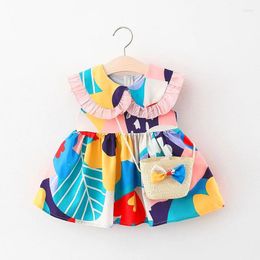 Robes de fille d'été coréennes girnes pour nourrissons robe ruined patchwork petit panier en bambou sac à bandoulière