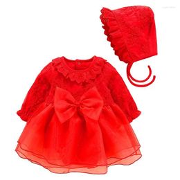 Robes de fille en bas âge rouge princesse de noël bébé broderie robe d'anniversaire florale fleur pour la cérémonie de mariage avec un chapeau