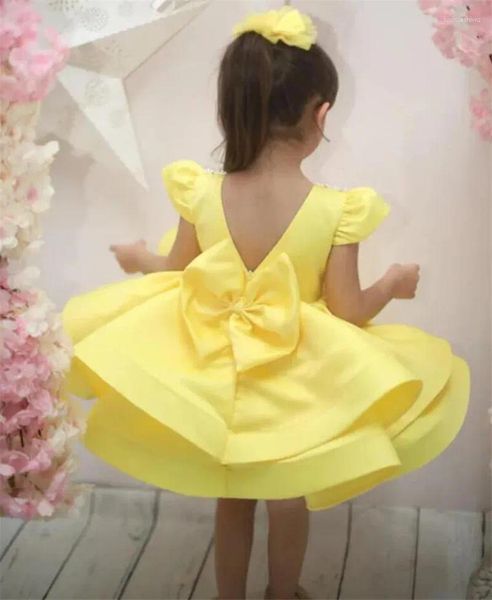 Vestidos de niña Flor amarilla con perlas Niñas Desfile Nudo Arco Vestidos largos de fiesta de cumpleaños de tul
