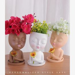 Pot de fleurs en résine pour visage de fille, Vase de figurine de plante charnue avec plateau, Pots de jardin humains innovants, jardinières de salon pour la décoration 240220