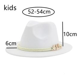 Girl Hat Boys Hat Fedoras Chapeaux pour femmes 52cm 54cm Small Small Panama Jazz Caps Robe ceinture formelle extérieur Sombreros de Mujer 240401