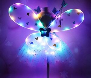 Girl Led Butterfly Wings Set met Glowtutu rok Fairy Wand Hoofdband Fairy Princess Light Up Party Carnival Carnival Costume 28T8140297
