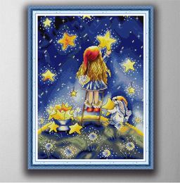 Girl Picking Stars Handmade Cross Stitch Craft Tools Broidery Needlework Ensembles comptés Impression sur Canvas DMC 14CT 11CT9228512