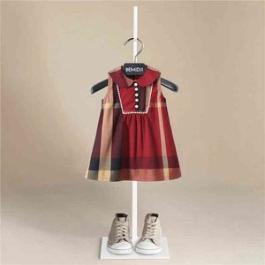 Fille Robe À Carreaux Mode Princesse D'été Tenue Causal Mignon Enfants Bouton Vêtements pour Dentelle Fête D'anniversaire Uniforme Porter G220506