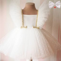 Meisjesjurken 12m Baby Witte doop Doop Mouw Verjaardag Princess Tutes Tutu Jurk Flower Wedding Party 1e Communion Doek 230327