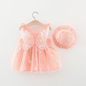 Girl s jurken 2 stuks vleugel baby zomerkleding Koreaanse mode mesh mouwloze peuter prinses jurk sunhat kleine meisjes kleding set 230407