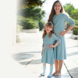 Robes de fille 2019 Automne / Hiver Robe de coton à rayures Famille assortie robe fille robe hachée zipper fille dressl2405