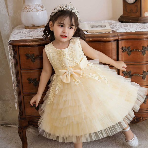 Robes de fille 2023 Robe de fille Style princesse Journée des enfants La première robe de gâteau d'anniversaire avec robe noeud papillon pour le dîner