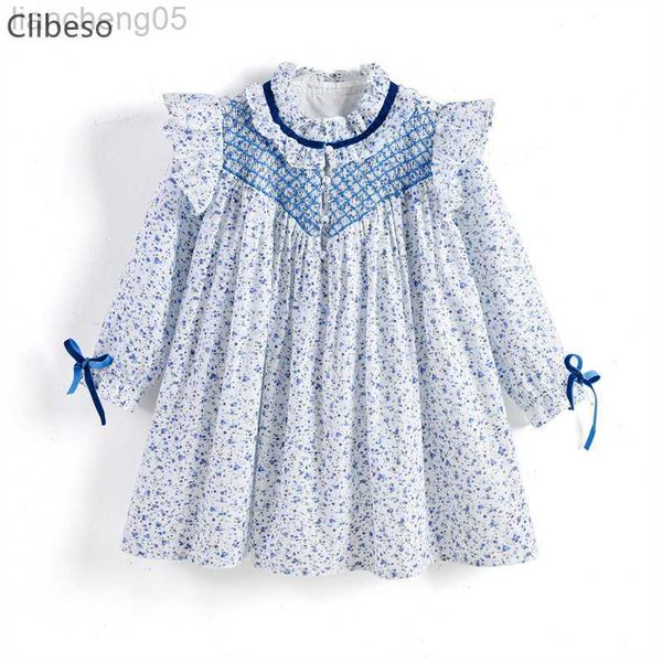 Robes de fille 2023 filles robe espagnole bébé Floral smocké barboteuses enfants Boutique à manches longues robes de smocks EID tenues de fête d'anniversaire W0314