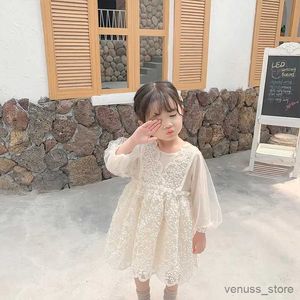 Robes de fille 2023 Enfants Robe Enfants Fleur Coréenne Bébé Fille Princesse À Manches Longues Gaze Dentelle Robes pour 1 2 3 4 5 6 Ans Cadeau D'anniversaire