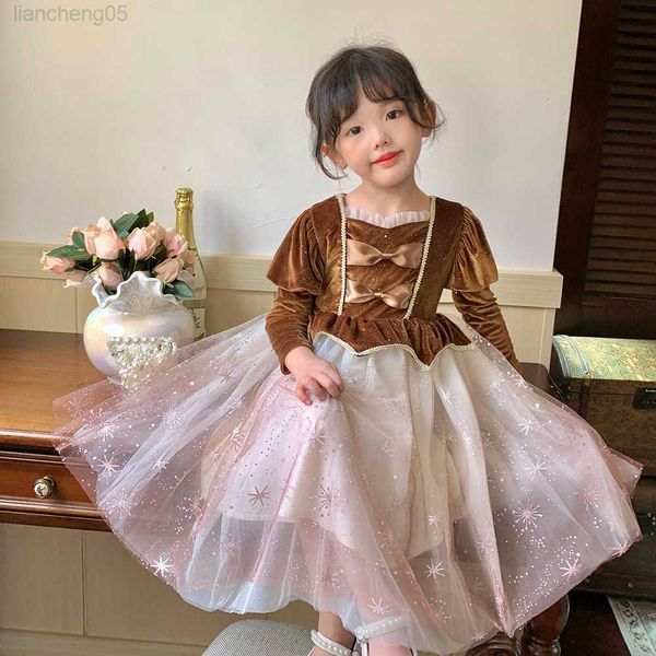 Vestidos de niña 2023 Nuevas niñas Primavera y otoño Versión coreana de estilo Vestido de princesa de manga larga Falda de arco linda marrón para niños W0224