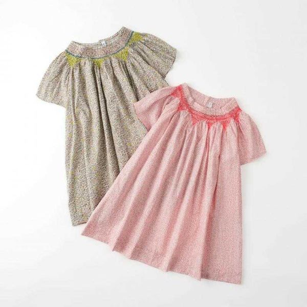 Robes de fille 2023 Vintage robe d'été pour bébé filles enfants smocké décontracté lâche robes une pièce enfants Floral