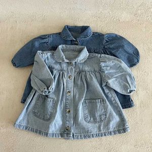 Robes de fille 2024 Printemps Nouvelles filles Habille à manches longues Enfants Cardigan Fashion Veste Baby Baby Denim M manteur décontracté Vêtements H240423