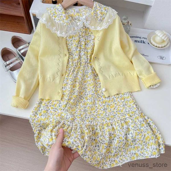 Robes de fille 2pcs Baby Girl Vêtements Set Printemps Automne Enfants enfants Robe de fleur en dentelle + veste en tricot