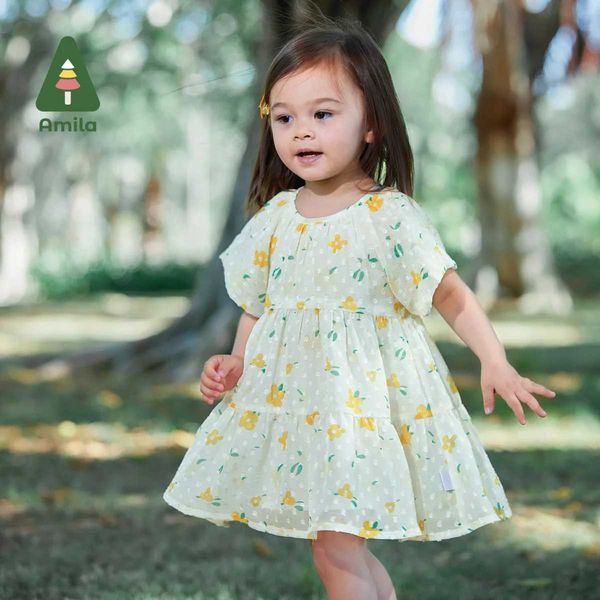 Robes de fille Amila Baby Girls Robe 2023 Été Nouveau Mesh Stitching mince Petites fleurs Fresh Sweet Holiday Childrens Vêtements 0-6yl240508