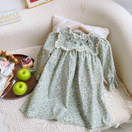 Meisjesjurken Baby Girl Long Sleeve Floral Dresses Herfst voor 2 3 4 5 6 7 jaar Kinderen Girls Casual Flower Print Borduurwerk Princess Dress 230320