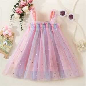 Girl's jurken Baby Girl Party Princess Dress 2024 Summer Toddler 3d Fairy Butterfly Wings Riem mesh tutu regenboog schattige modejurk 1-5 jaar