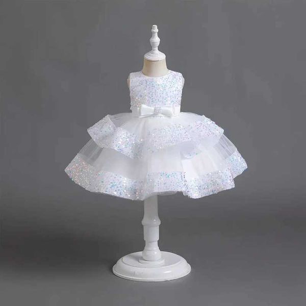 Robes de fille bébé fille princesse élégante robe childrens de mariage robe d'anniversaire grenouille robe de balle de balle de balle tutu vesidos pour enfants vêtements240508