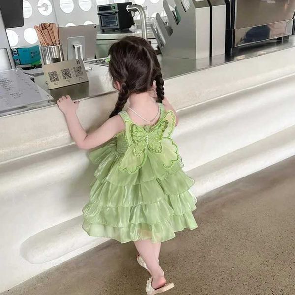 Robes de fille bébé fille princesse slinge robe pour enfants sans manche de mode d'été baby gâteau Vertedo papillon grenouille bébé vêtements 2-6y wx