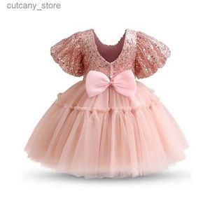 Meisjesjurken Baby Girls Lace Princess Dress 1e 2e verjaardagsfeestje jurk 1 2 3 4 5 -jarige doopjurk Toddr Kid Kerstkleding L240402