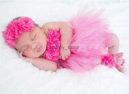 Robes de fille bébé filles fleur rose crochet tutu robe filles robe en tulle avec hair bow et anneaux de pied ensemble de fête d'anniversaire nouveau-né robed231222