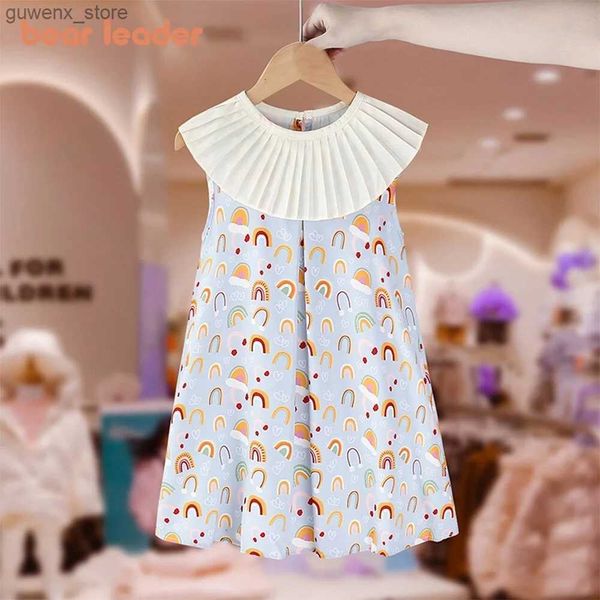 Robes de fille Bear Leader Baby Girls Robes 2023 Nouveau collier en forme de ventilateur d'été Robe de gilet de dessin animé à l'arc-en-ciel pour 3-7 Yeas Old Y240412