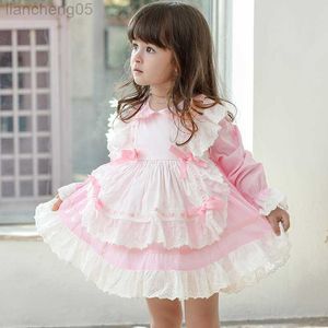 Robes pour filles Boutique Robe pour bébés filles 2020 Été Espagnol Court Style Toddler Manches longues Coton Dentelle Vêtements Enfant Princesse Haute Qualité W0314