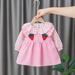 Robes de fille mignonne bébé fille robes de fille de fraise rose rose raid robe robe d'anniversaire fête princesse costume poupée collier enfant