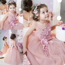 Vestidos de niña Linda niña de las flores para la boda Cuello de joya Encaje Apliques florales Faldas escalonadas Vestido del desfile de niñas Una línea Niños BirthdaGirl's