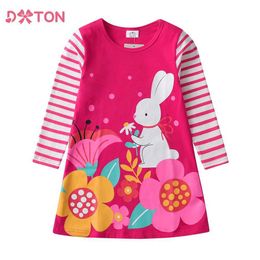 Girl's jurken Dxton Spring en Autumn Childrens Dress Girl Stripe Sheeves Casual Flower Print Rabbit Cartoon Clothing D240515