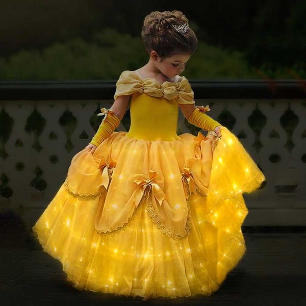 Vestidos de niña Corte europea Come Princess LED Light Up Vestido amarillo Glamour Girl Cosplay Carnaval Regalo de cumpleaños Vestido de fiesta Vestido de noche W0224