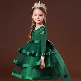 Meisjesjurken Europese meisjestrouwjurk met lange mouwen Rode en groene kleur Bloem Kinderen Prinses Jurken Tule Pluizige rokken Van 2 tot 7 jaar