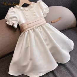 Robes de fille mode bébé fille robe de princesse grand arc infantile enfant en bas âge Vintage robe col évasé fête anniversaire robe bébé vêtements 1-10Y 230715