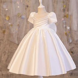 Girl's jurken Gaun gadis bunga putih Dengan pita ten opzichte pernikahan anak ulang tahun piano tot annak perempuan putri kecil gadis pingiring pengantin w0224