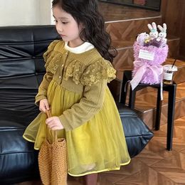 Robes de fille Robe de fille Enfants Filles Hiver 2023 Jupe en cachemire Trois boutons ajoutés Prix polaire 231216