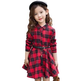 Robes de fille fille robe mode chemise à carreaux robe pour filles simple boutonnage enfants robe de soirée avec ceintures automne angleterre vêtements pour filles 220908