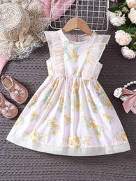 Girl's jurken meisjes nieuwe zoete en schattige mouwloze jurk in de zomerruffel paneel ontwerpjurk y240415