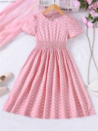 Girl's jurken meisjes zomer nieuw roze dot design uitgebreide grote kinderjurk voor huiskleding en casual stijl jurk y240415