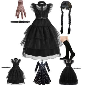 Robes de fille Filles Mercredi Robe Enfants Addams Halloween Noir Famille Vêtements Enfants Danse Cosplay Costume Princesse Noël Fantaisie 231019