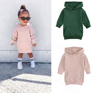 Robes de fille infantile enfants bébé fille à manches longues robe pull couleur unie pull à capuche hiver chaud haut pour enfants 1 5 ans 230928