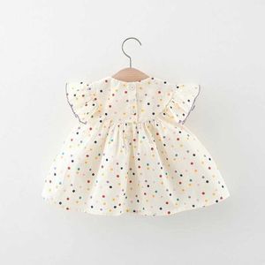 Robes de fille Vêtements pour enfants Version coréenne Version coréenne de la robe pour enfants pour les filles Summer Small Flower à broderie de manches bulles lâches