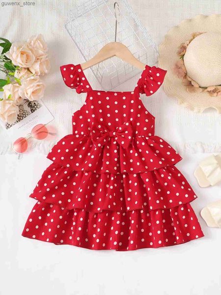 Vestidos de niña para niños Dress Flying Sleing Point Cake Falda de la princesa Princesa Caballas de fiesta de cumpleaños para niños 1-6 años Y240412