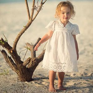 Girl's jurken Little Maid zomerjurk schattig witte prinsesjurk Mooie casual kinderkleding 2-7 jaar oud D240520